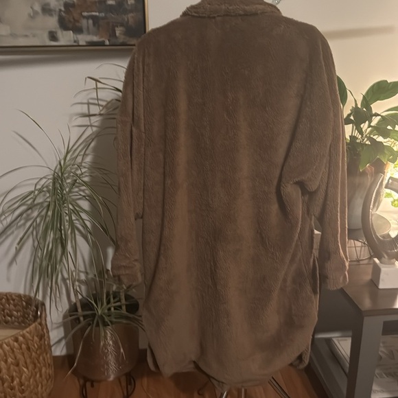 TEDDY BEAR SOFT COAT!🤎 - Picture 4 of 7